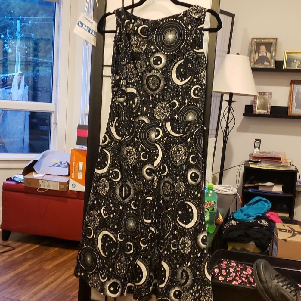 Heart of Haute Monique Celestial Print Midi Dress - Black and White